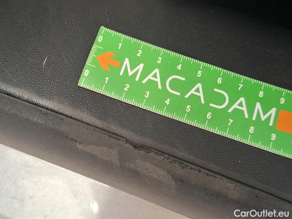  Citroen  C3  Plus 1.2 PureTech 80CV BVM5 6E #7