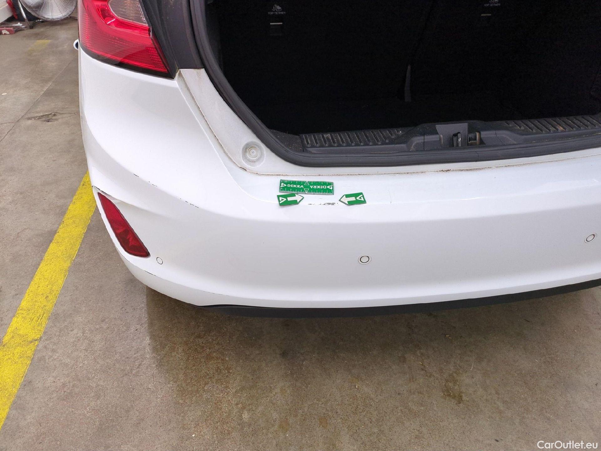  Ford  Fiesta  Titanium 1.0 EcoBoost #38