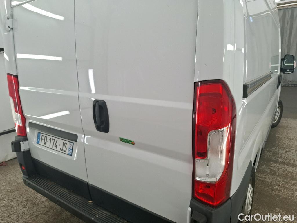  Fiat  Ducato FIAT   2014  4P  Fourgon tôlé 3 0 M H2 2 3 Multijet 120 Pack Pro Nav #18