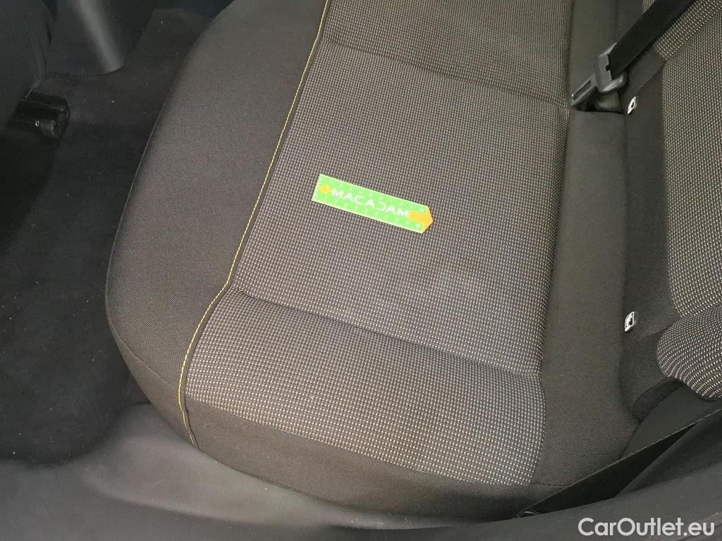  Citroen  C3  Plus 1.2 PureTech 80CV BVM5 6E #11