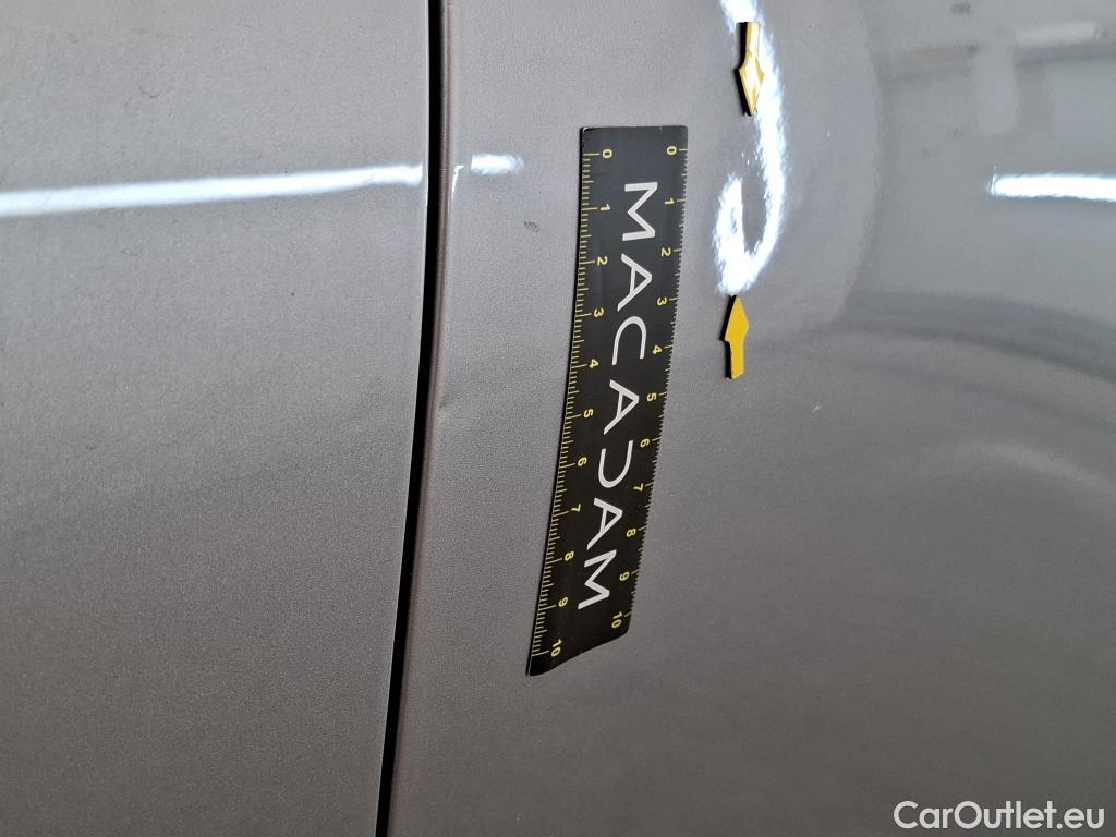  Nissan  Juke NISSAN  2019 5P Crossover Hybrid 143 Business+ #4