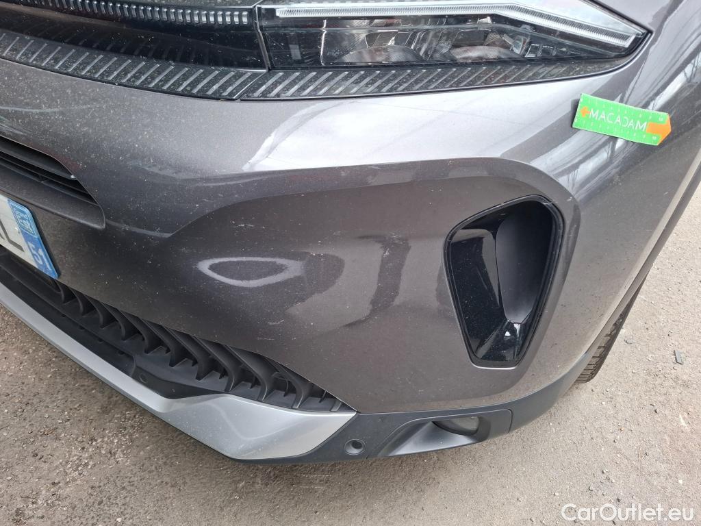  Citroen  C5 Aircross CITROEN  / 2022 / 5P / SUV Hybride recharg 225 e-EAT8 Shine Pack #38