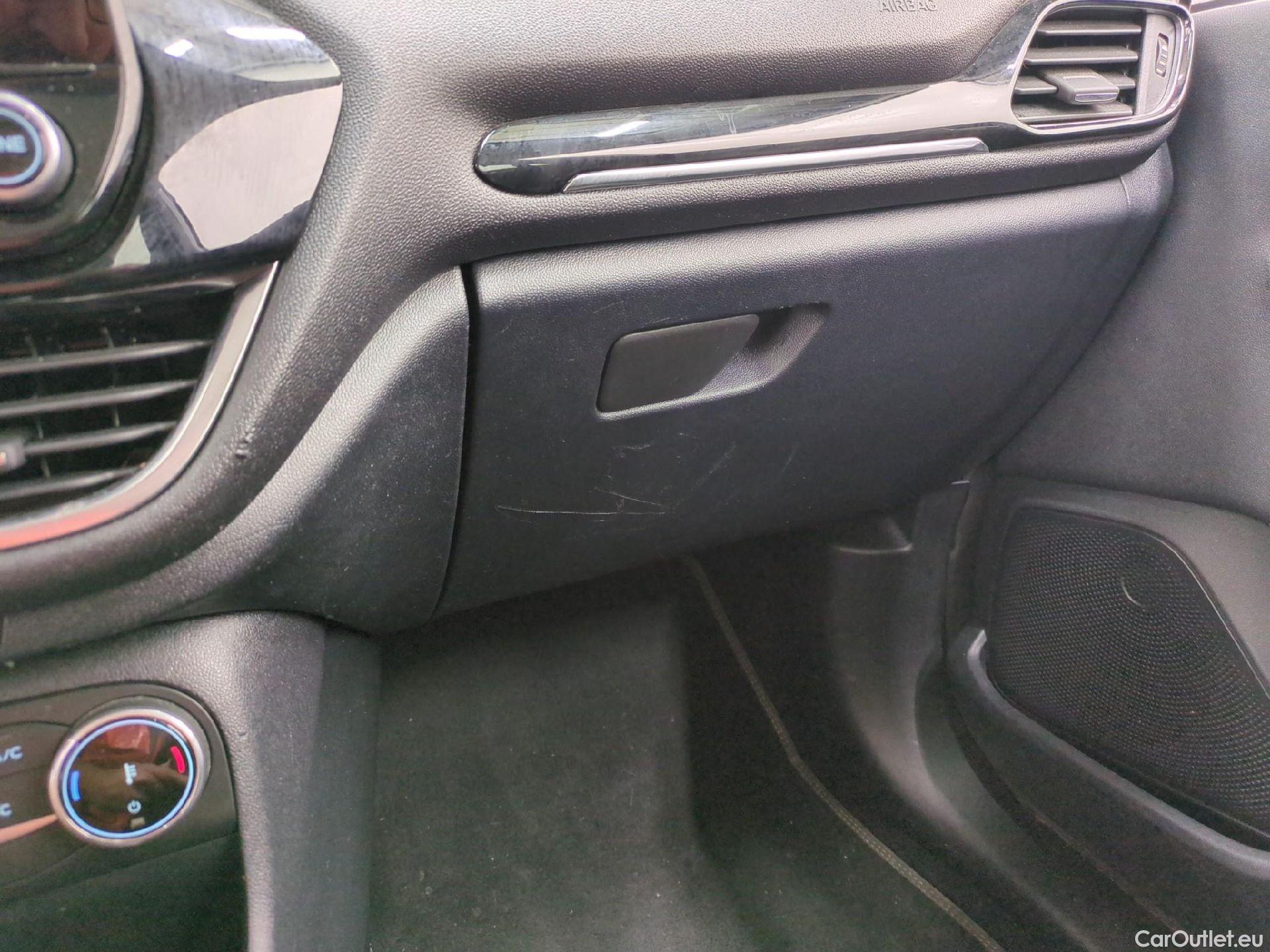  Ford  Fiesta  Titanium 1.0 EcoBoost #19