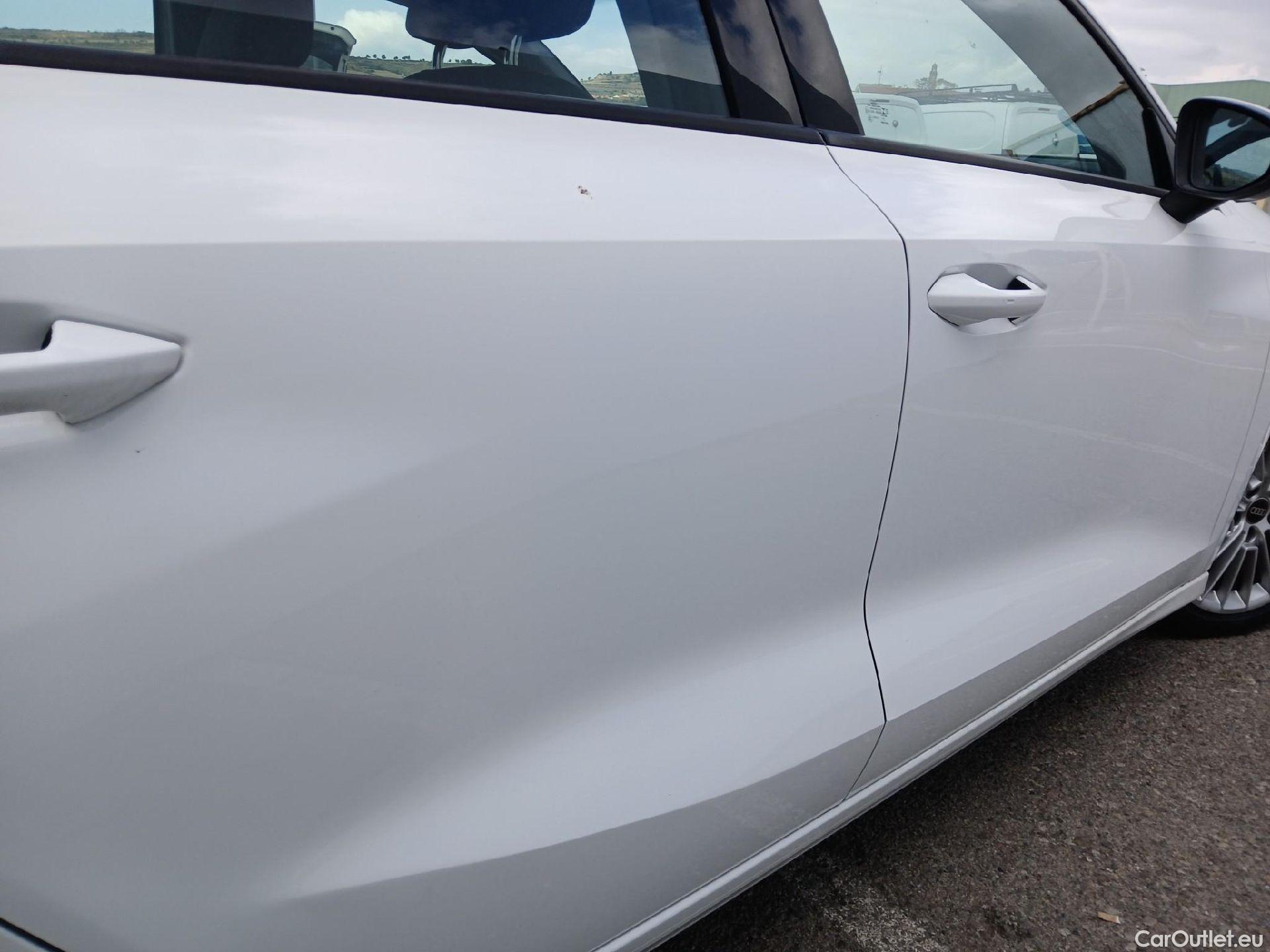 Audi  A3 AUDI  / 2020 / 5P / berlina con portón Sportback Advanced 35 TDI 110kW (150CV) #35