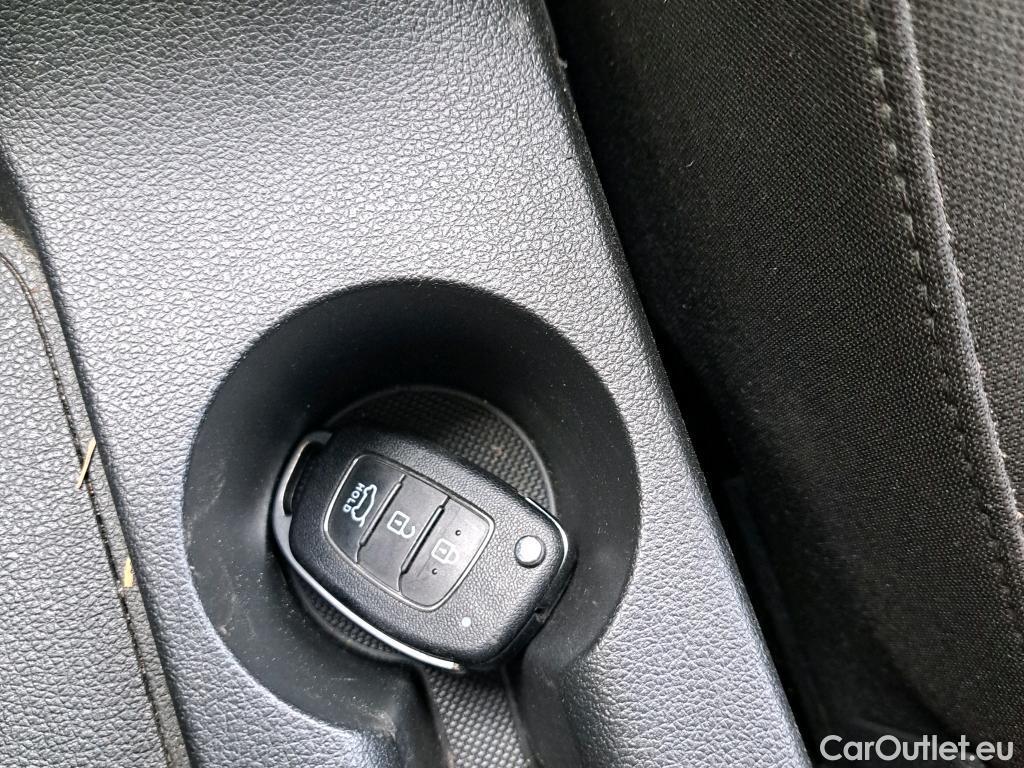  Hyundai  Bayon HYUNDAI  / 2021 / 5P / todoterreno 1.0 TGDI 74kW (100CV) 48V Maxx #12
