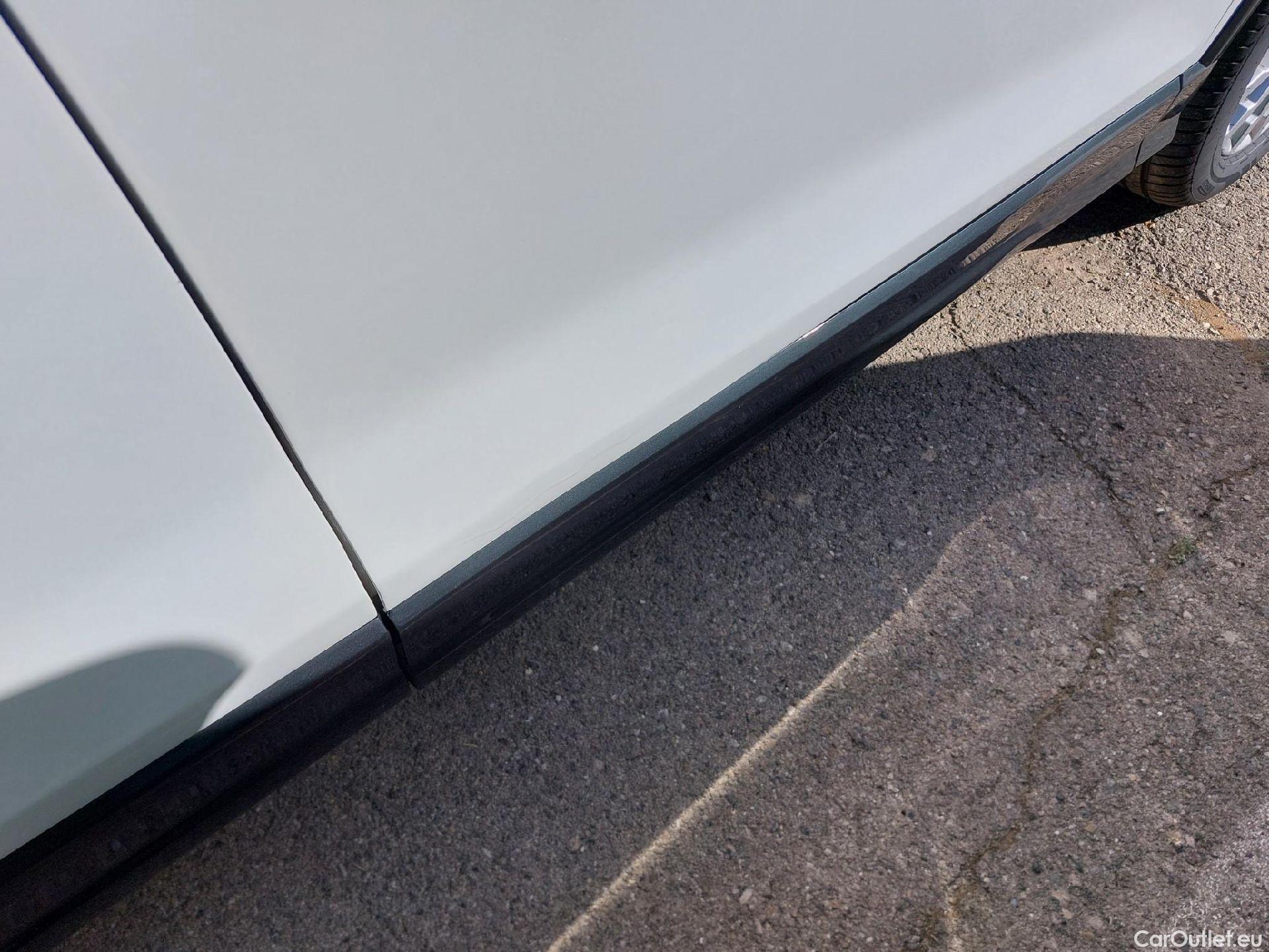  Audi  Q2 AUDI  / 2016 / 5P / todoterreno Design 30 TFSI 85kW (116CV) (AC) #22