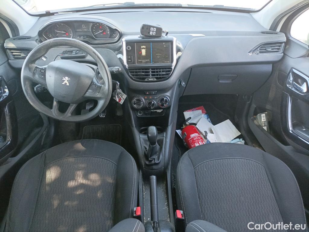  Peugeot  208 PEUGEOT  5p 1G berlina con portón 5P ACTIVE BlueHDi 73kW (100CV) #5