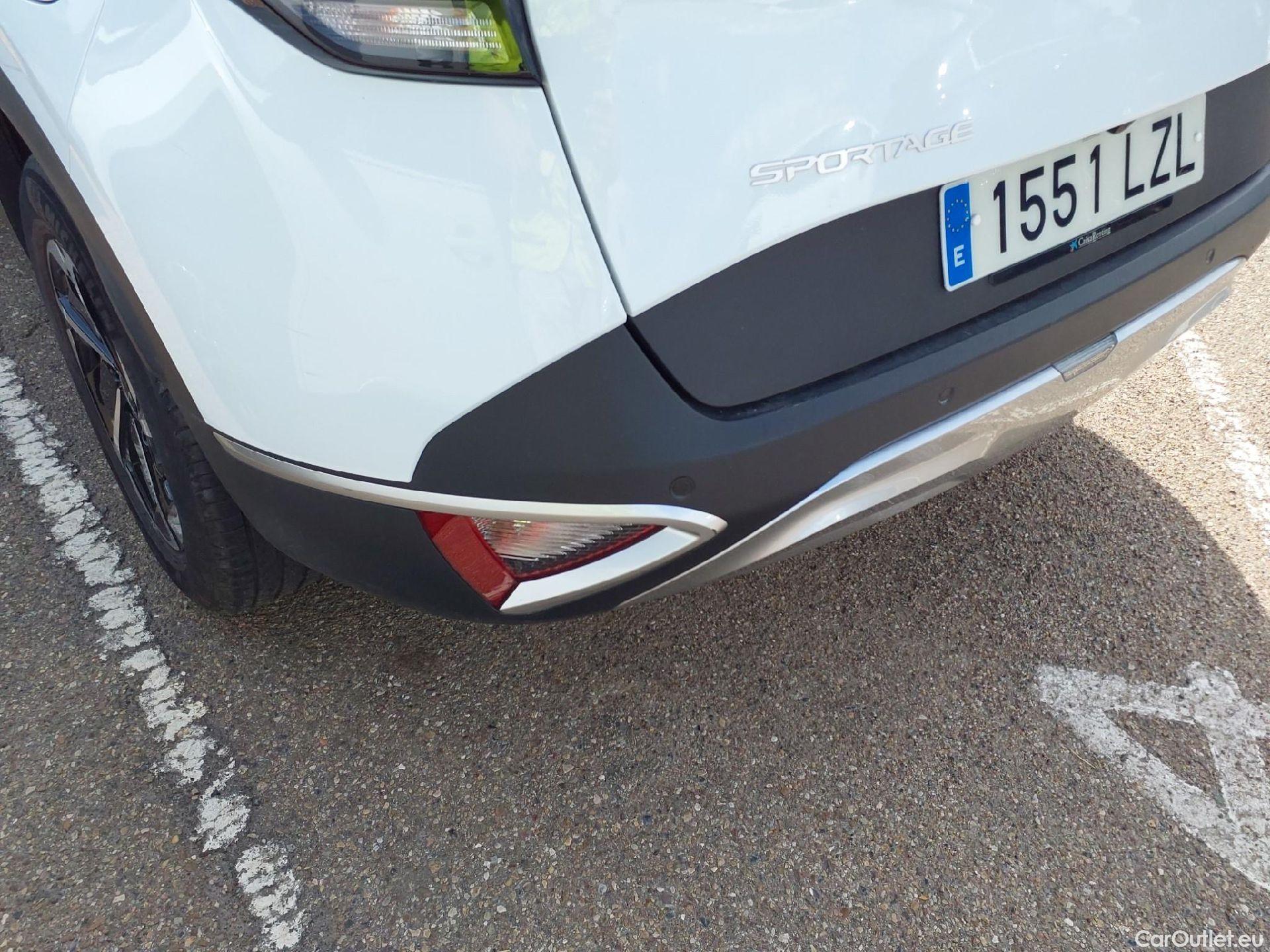  KIA  Sportage KIA  / 2022 / 5P / todoterreno 1.6 T-GDi 110kW (150CV) Drive 4x2 (AC2) #26