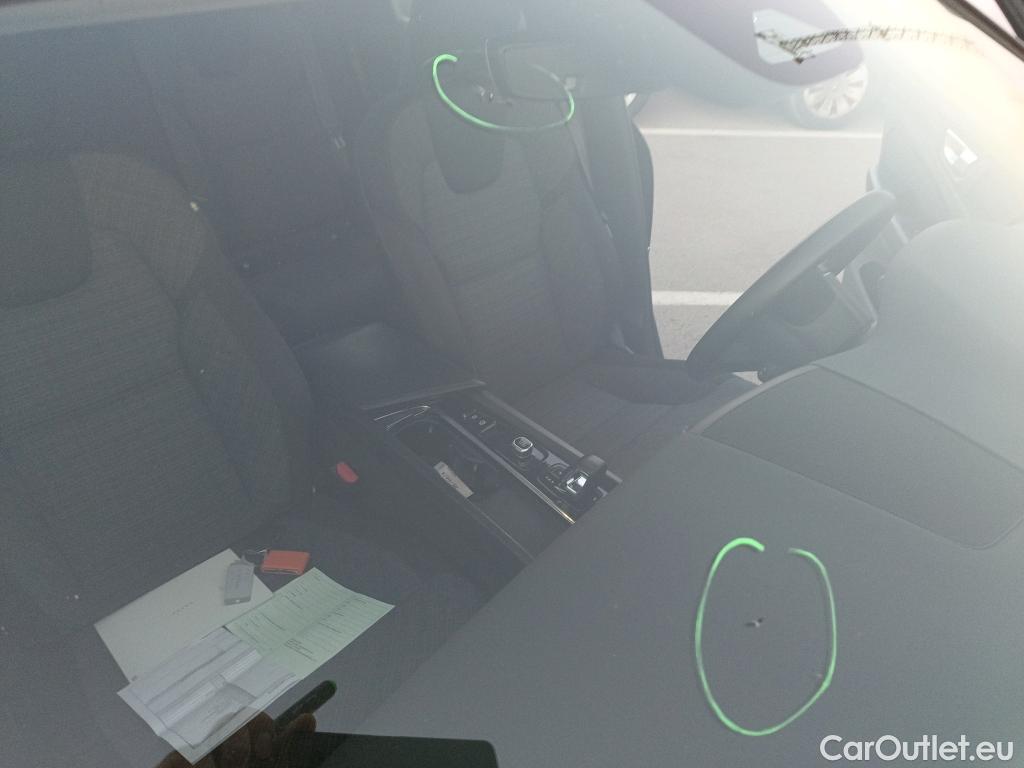 Volvo  XC60 VOLVO    2.0 T6 AWD Recharge Core Auto #23