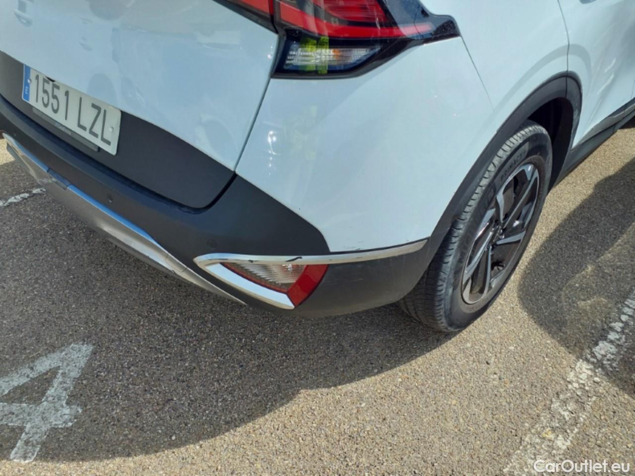  KIA  Sportage KIA  / 2022 / 5P / todoterreno 1.6 T-GDi 110kW (150CV) Drive 4x2 (AC2) #32