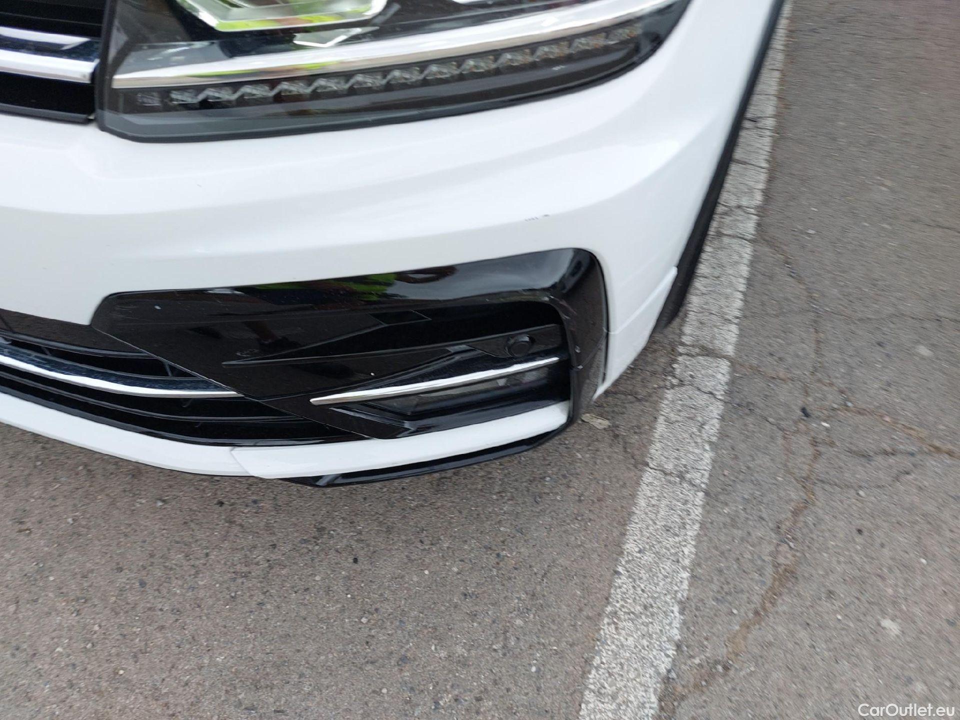  Volkswagen  Tiguan VOLKSWAGEN  / 2016 / 5P / todoterreno Advance 2.0 TDI 110kW (150CV) DSG (CX) #6