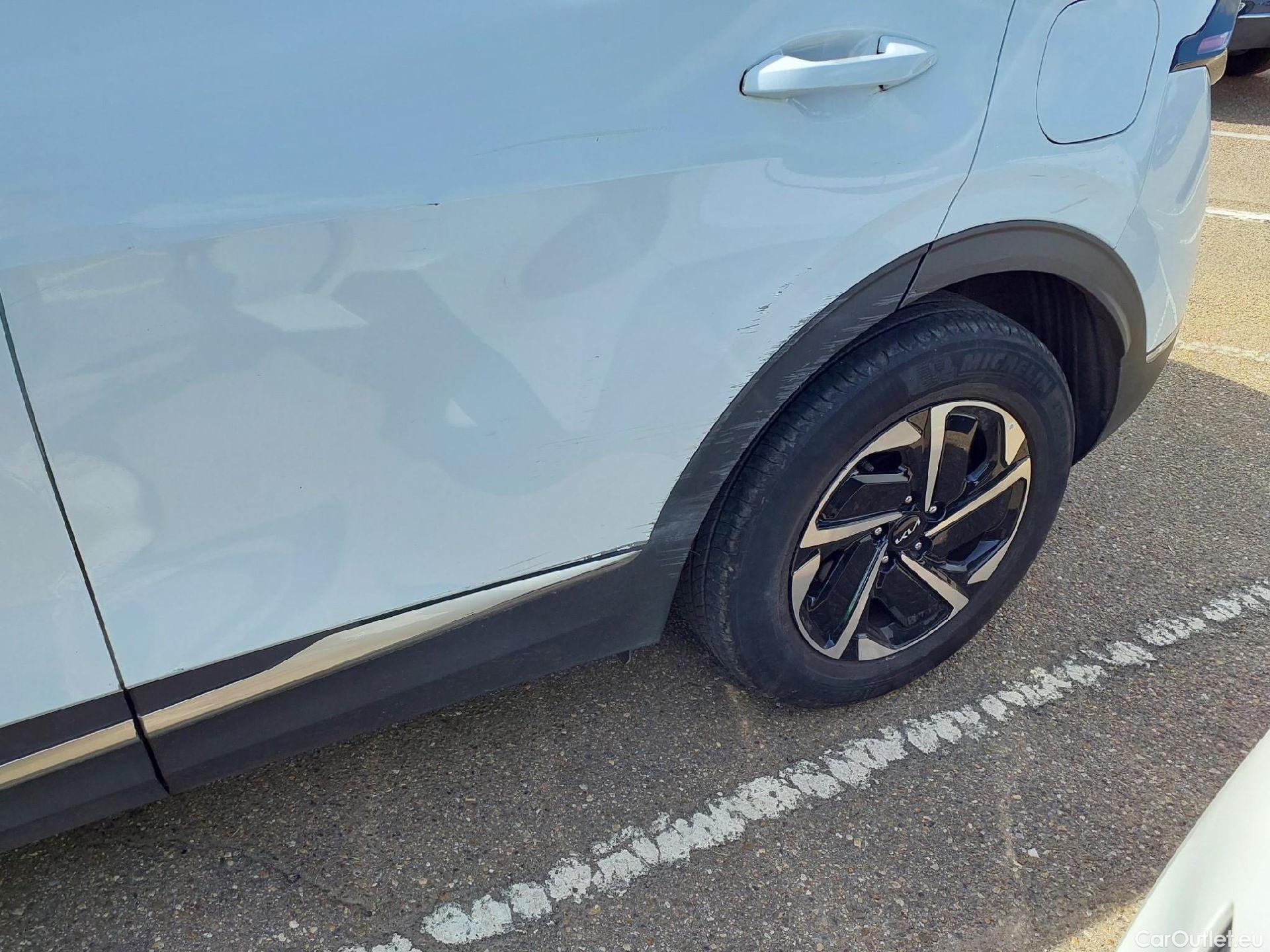  KIA  Sportage KIA  / 2022 / 5P / todoterreno 1.6 T-GDi 110kW (150CV) Drive 4x2 (AC2) #20