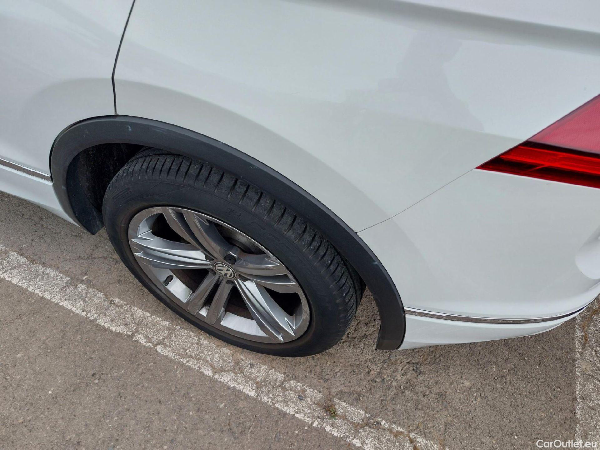  Volkswagen  Tiguan VOLKSWAGEN  / 2016 / 5P / todoterreno Advance 2.0 TDI 110kW (150CV) DSG (CX) #14