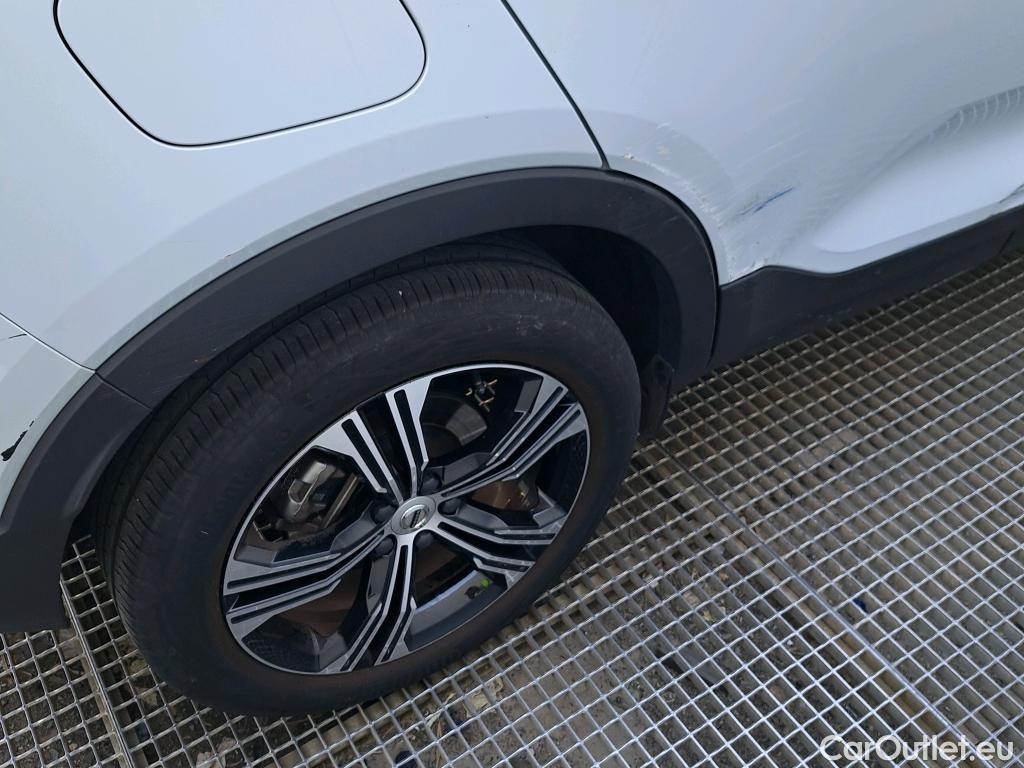  Volvo  XC 40 VOLVO XC40 / 2017 / 5P / todoterreno 1.5 T5 Twin Recharge Inscription Ex Auto #33