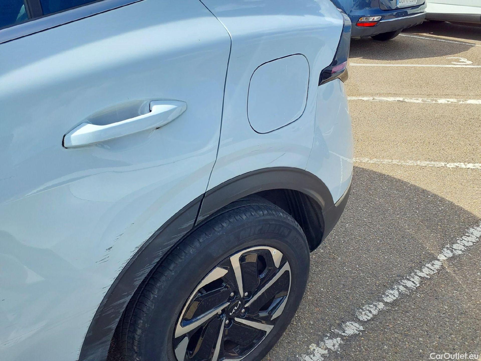  KIA  Sportage KIA  / 2022 / 5P / todoterreno 1.6 T-GDi 110kW (150CV) Drive 4x2 (AC2) #16