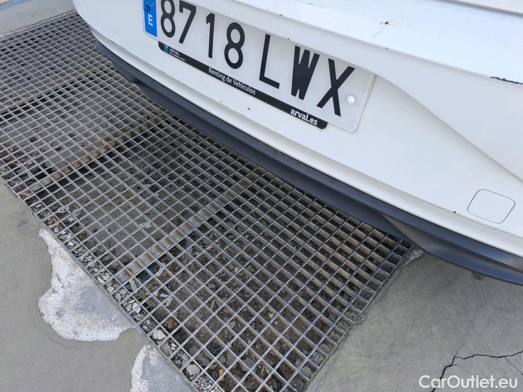  Volkswagen  Polo VOLKSWAGEN  / 2021 / 5P / berlina con portón Life 1.0 TSI 70kW (95CV) #28