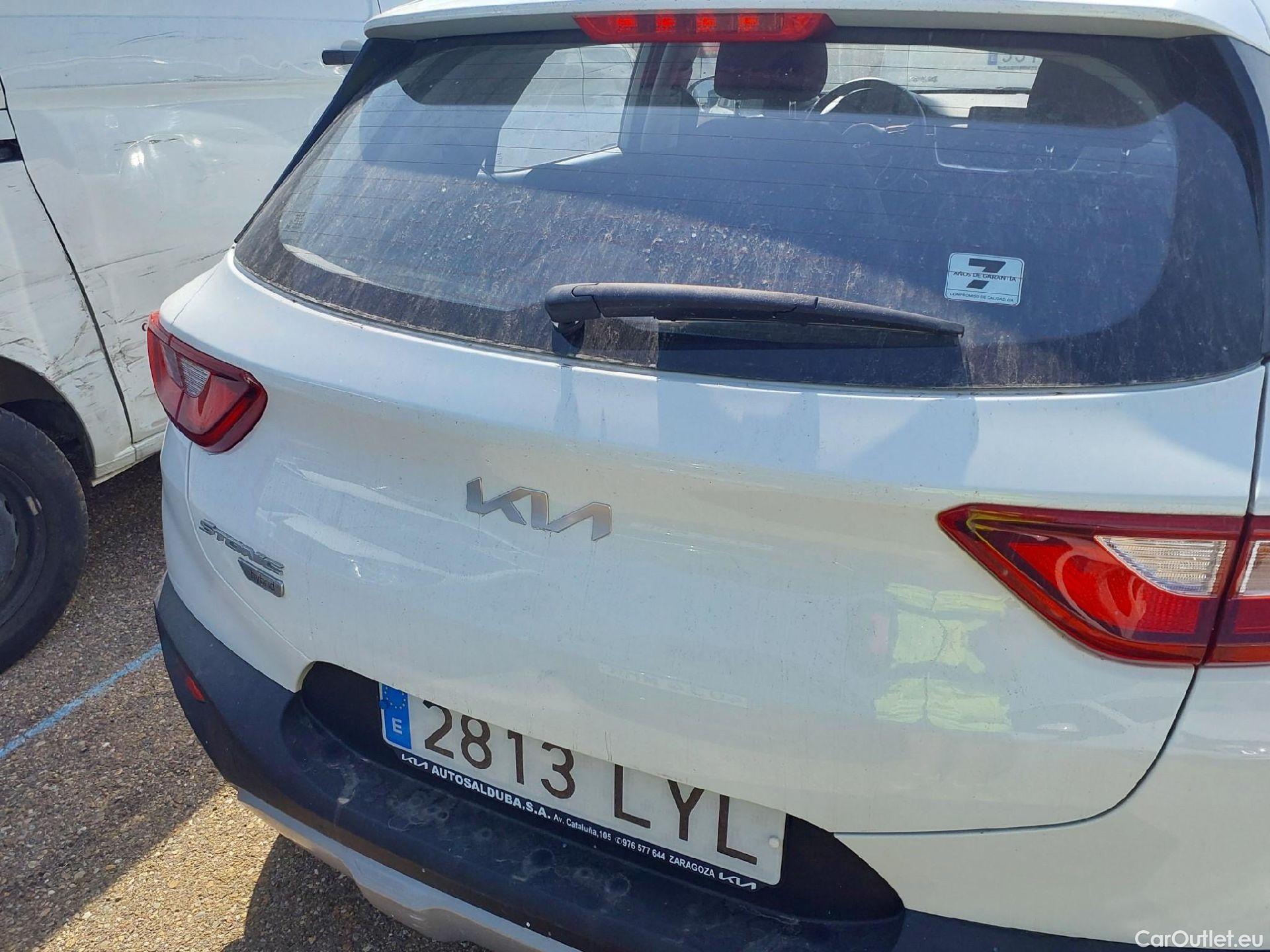  KIA  STONIC KIA  / 2017 / 5P / todoterreno 1.0 T-GDi 74kW MHEV iMT Concept Plus(SL)(SP) #10