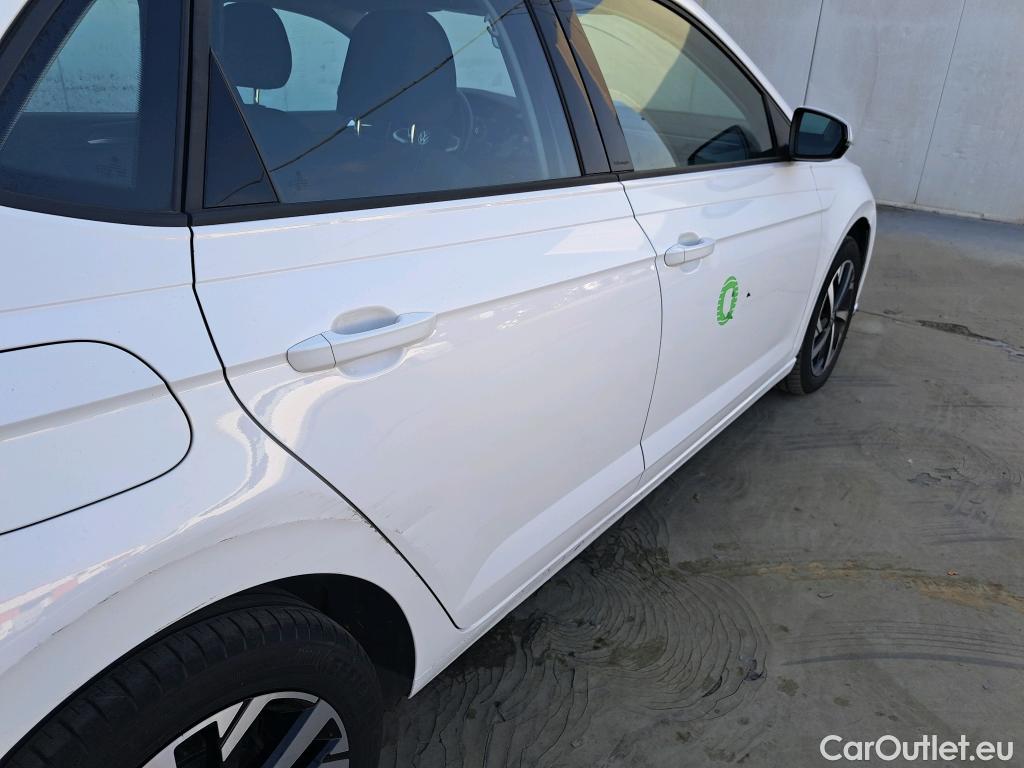 Volkswagen  Polo VOLKSWAGEN  / 2021 / 5P / berlina con portón Life 1.0 TSI 70kW (95CV) #16