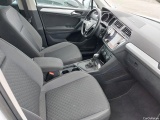  Volkswagen  Tiguan VOLKSWAGEN  / 2016 / 5P / todoterreno Advance 2.0 TDI 110kW (150CV) DSG (CX) #6