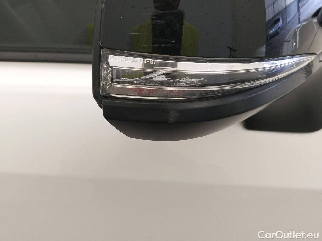  Toyota  RAV4 TOYOTA  / 2018 / 5P / todoterreno 2.5l 220H Style 4WD #19