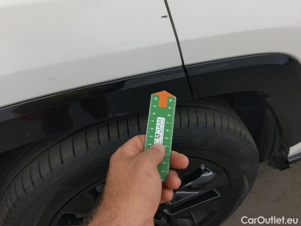  Toyota  RAV4 TOYOTA  / 2018 / 5P / todoterreno 2.5l 220H Style 4WD #16