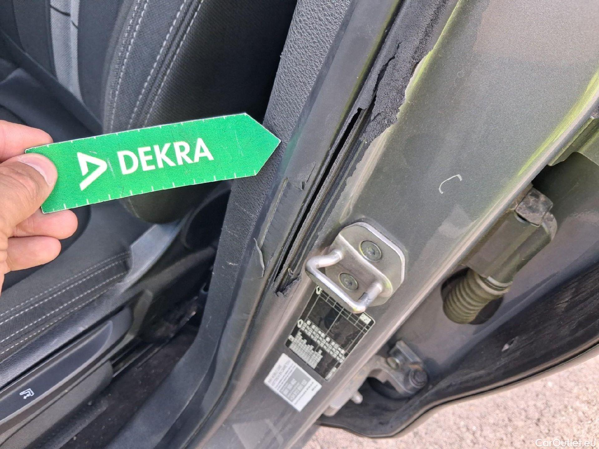  Bmw  X2 BMW  / 2017 / 5P / todoterreno sDrive18i (AC3) #39