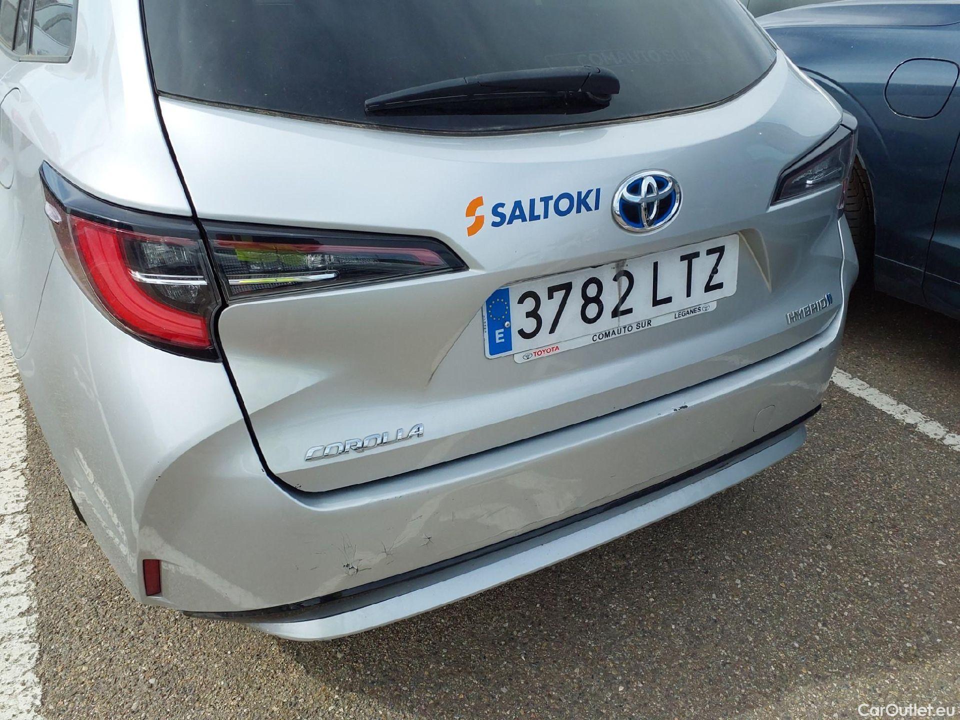  Toyota  Corolla TOYOTA  / 2019 / 5P / familiar 1.8 125H ACTIVE TECH E-CVT TOU SPORT #29