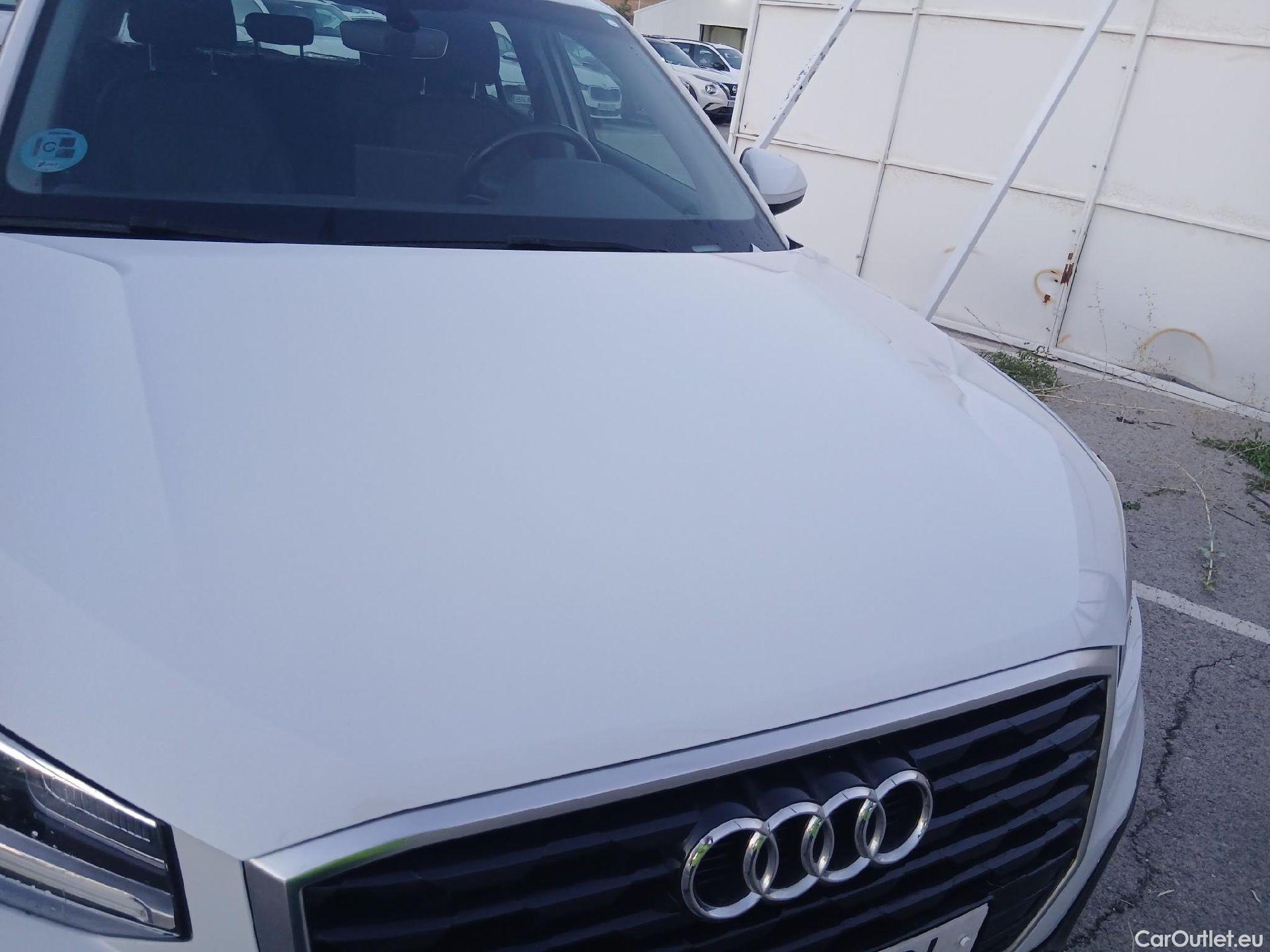 Audi  Q2 AUDI  / 2016 / 5P / todoterreno Design 30 TFSI 85kW (116CV) (AC) #7