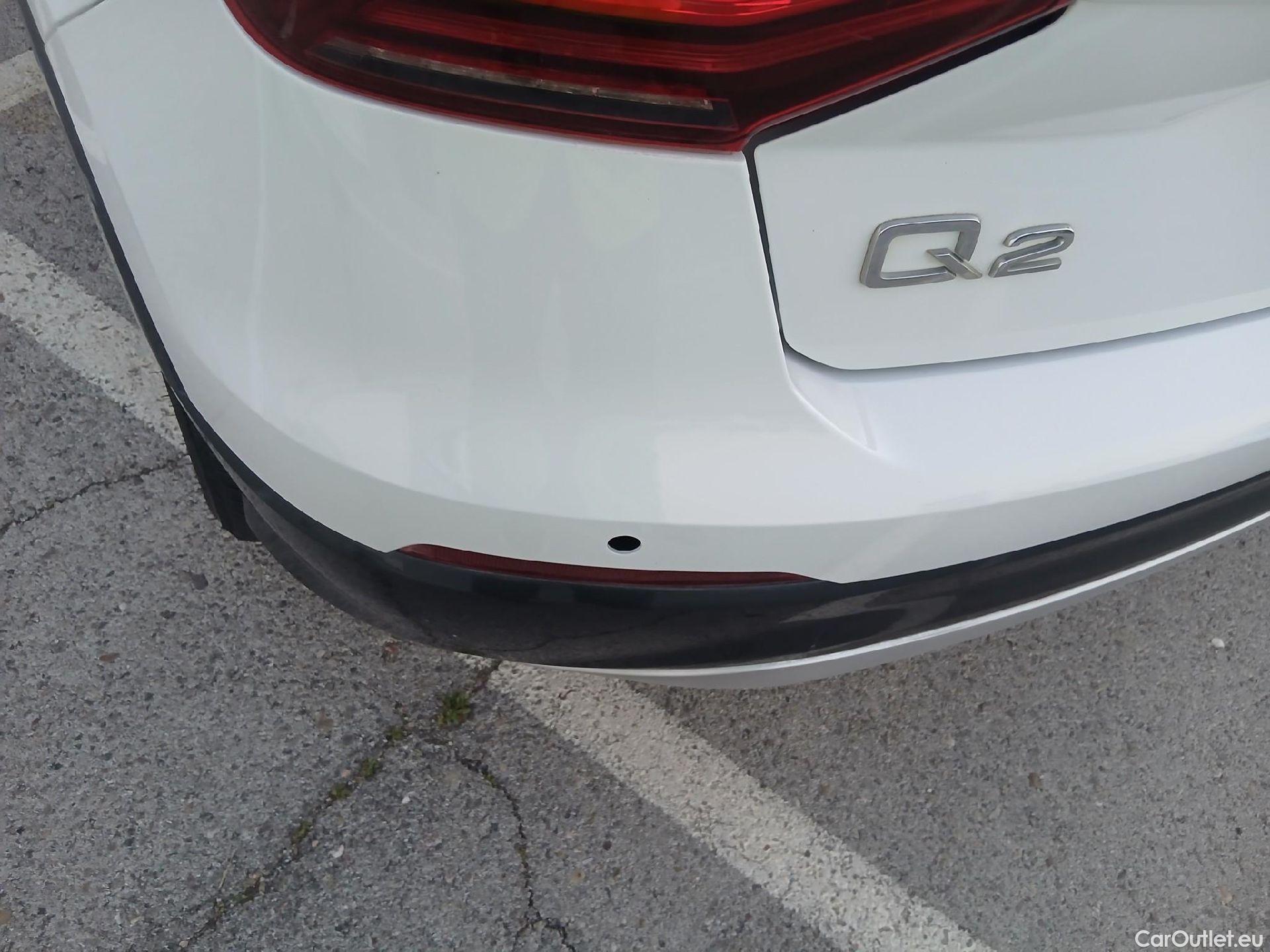  Audi  Q2 AUDI  / 2016 / 5P / todoterreno Design 30 TFSI 85kW (116CV) (AC) #12