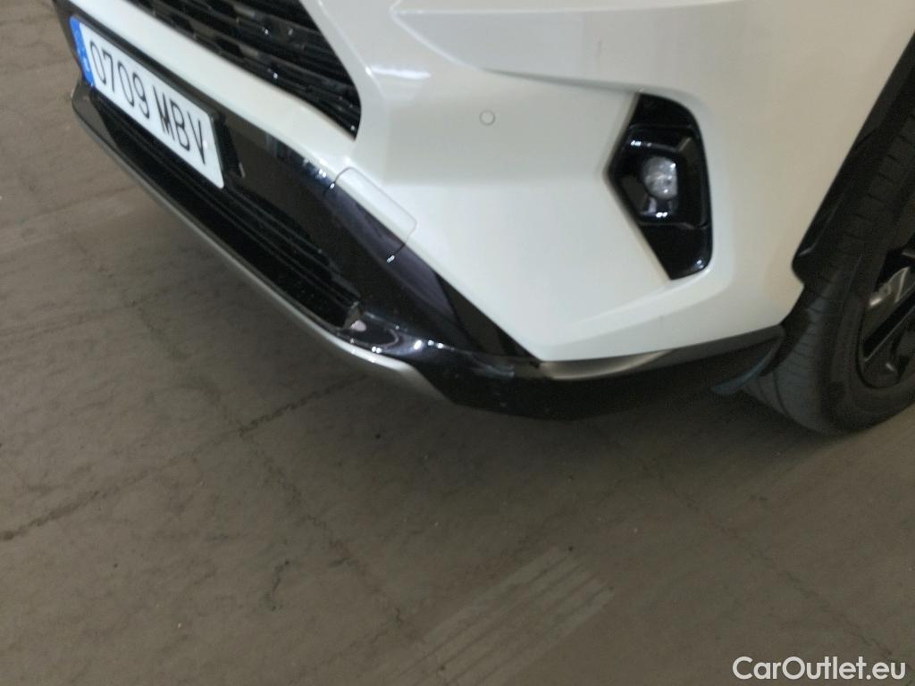  Toyota  RAV4 TOYOTA  / 2018 / 5P / todoterreno 2.5l 220H Style 4WD #7