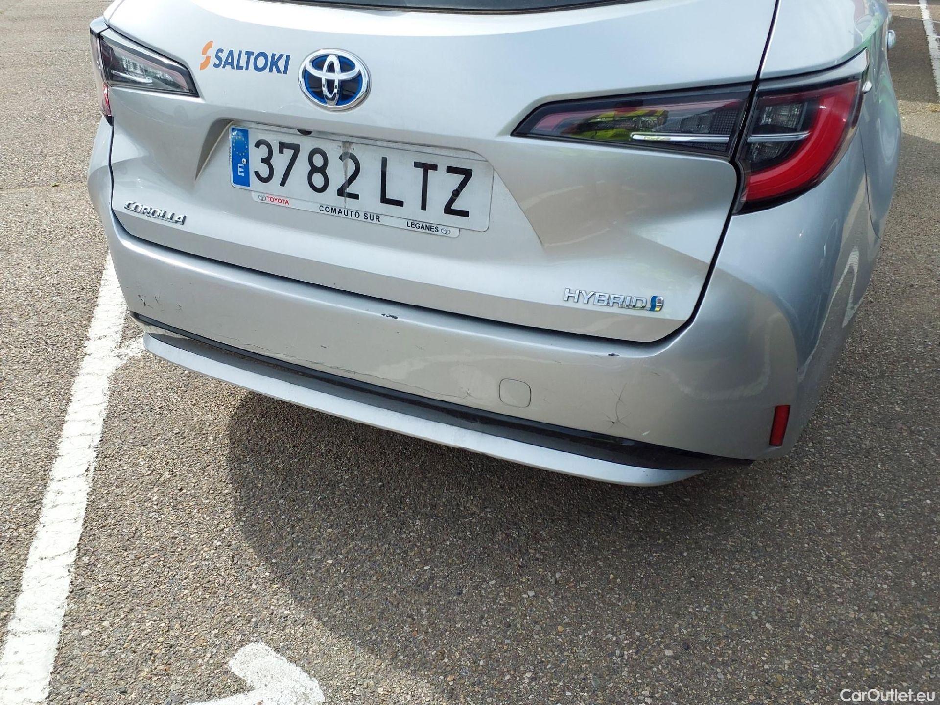  Toyota  Corolla TOYOTA  / 2019 / 5P / familiar 1.8 125H ACTIVE TECH E-CVT TOU SPORT #33