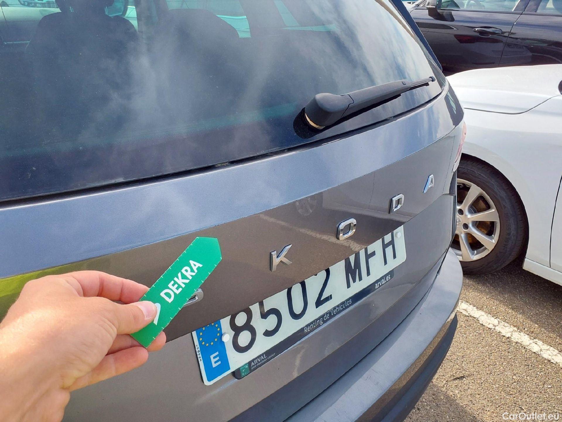  Skoda  Karoq SKODA  / 2021 / 5P / todoterreno 2.0 TDI 85kW (115CV) Ambition #27