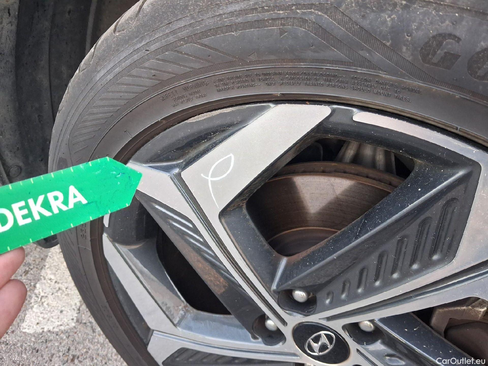  Hyundai  Tucson HYUNDAI  / 2020 / 5P / todoterreno 1.6 TGDI PHEV 195kW Maxx Auto 4X4 #51