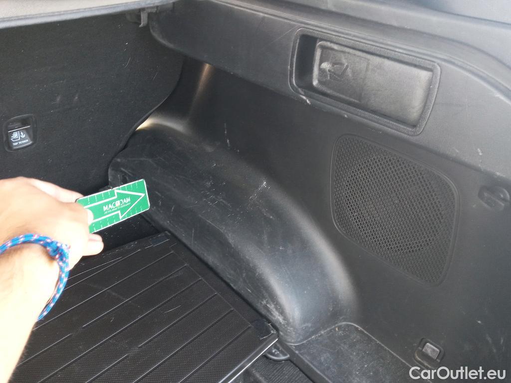  Hyundai  Tucson HYUNDAI  / 2020 / 5P / todoterreno 1.6 TGDI PHEV 195kW Tecno Sky Auto 4x4 #18