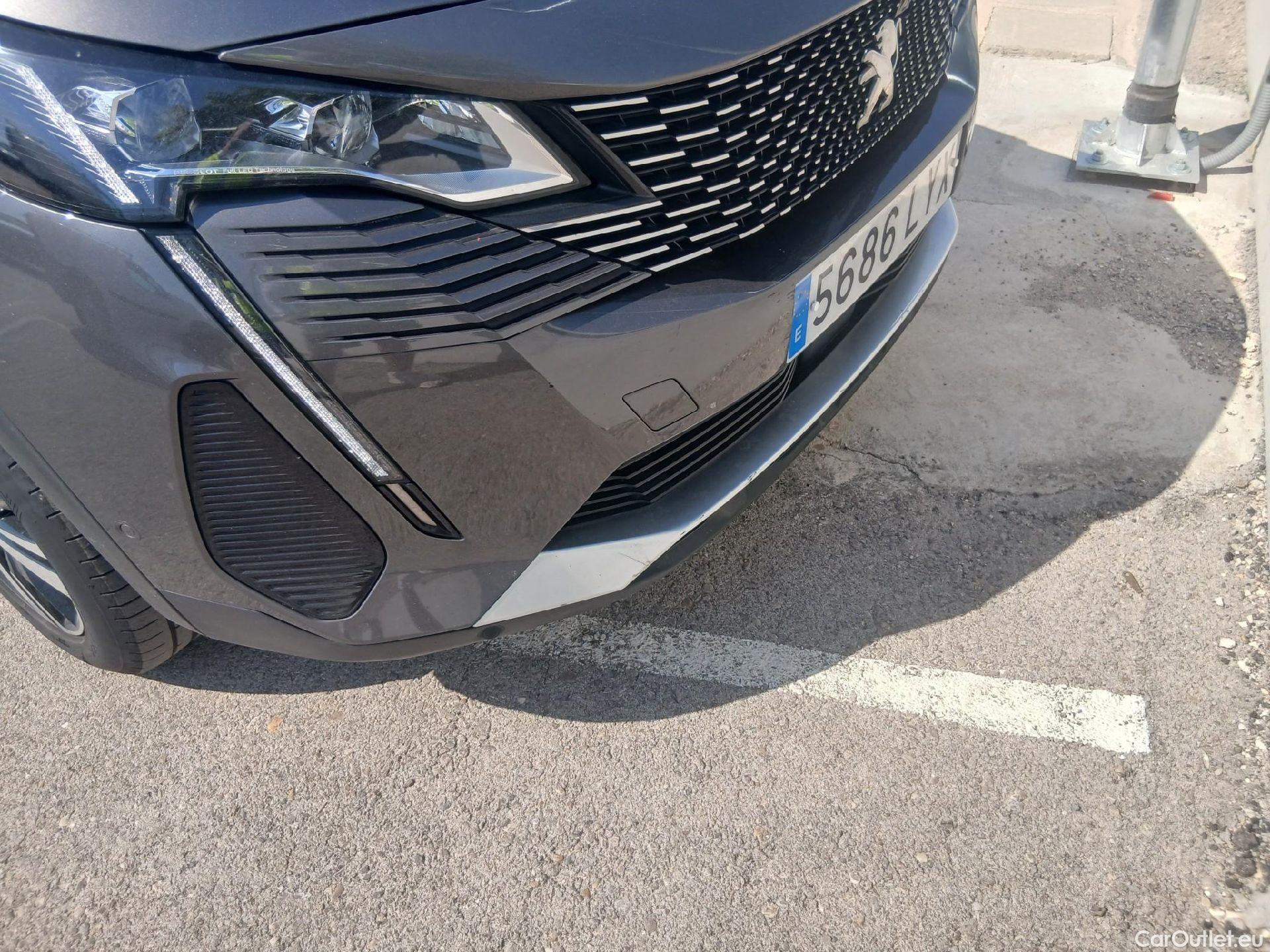  Peugeot  3008 PEUGEOT  / 2020 / 5P / todoterreno 1.5 BlueHDi 96kW S&S GT EAT8 #6