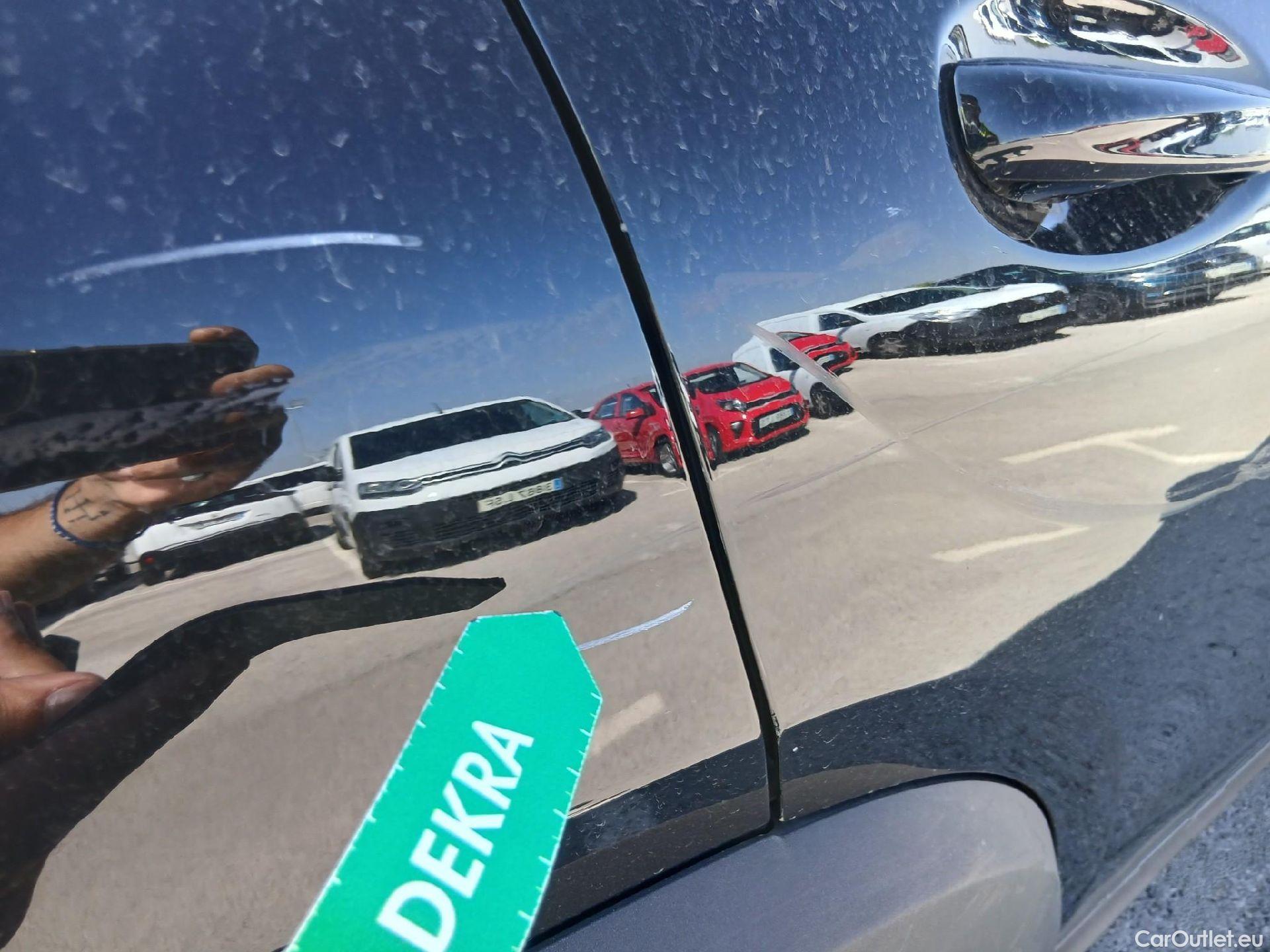  Mercedes  G-Klasee MERCEDES-BENZ GLE / 2018 / 5P / todoterreno GLE 300 d 4MATIC / 7 ASIENTOS #44