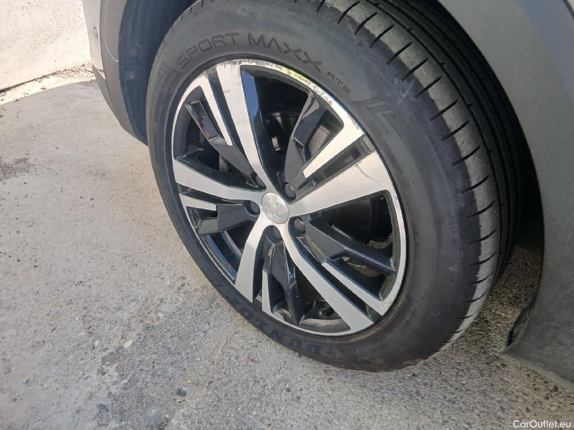  Peugeot  3008 PEUGEOT  / 2020 / 5P / todoterreno 1.5 BlueHDi 96kW S&S GT EAT8 #12