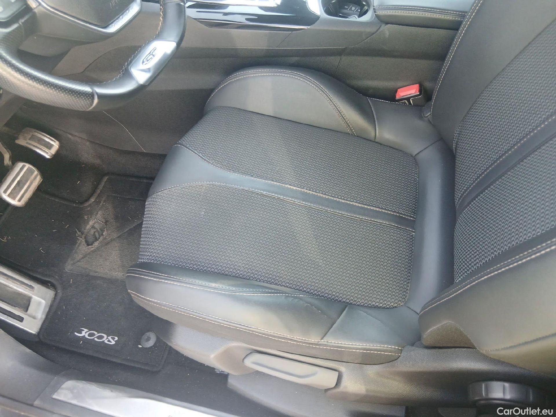  Peugeot  3008 PEUGEOT  / 2020 / 5P / todoterreno 1.5 BlueHDi 96kW S&S GT EAT8 #18
