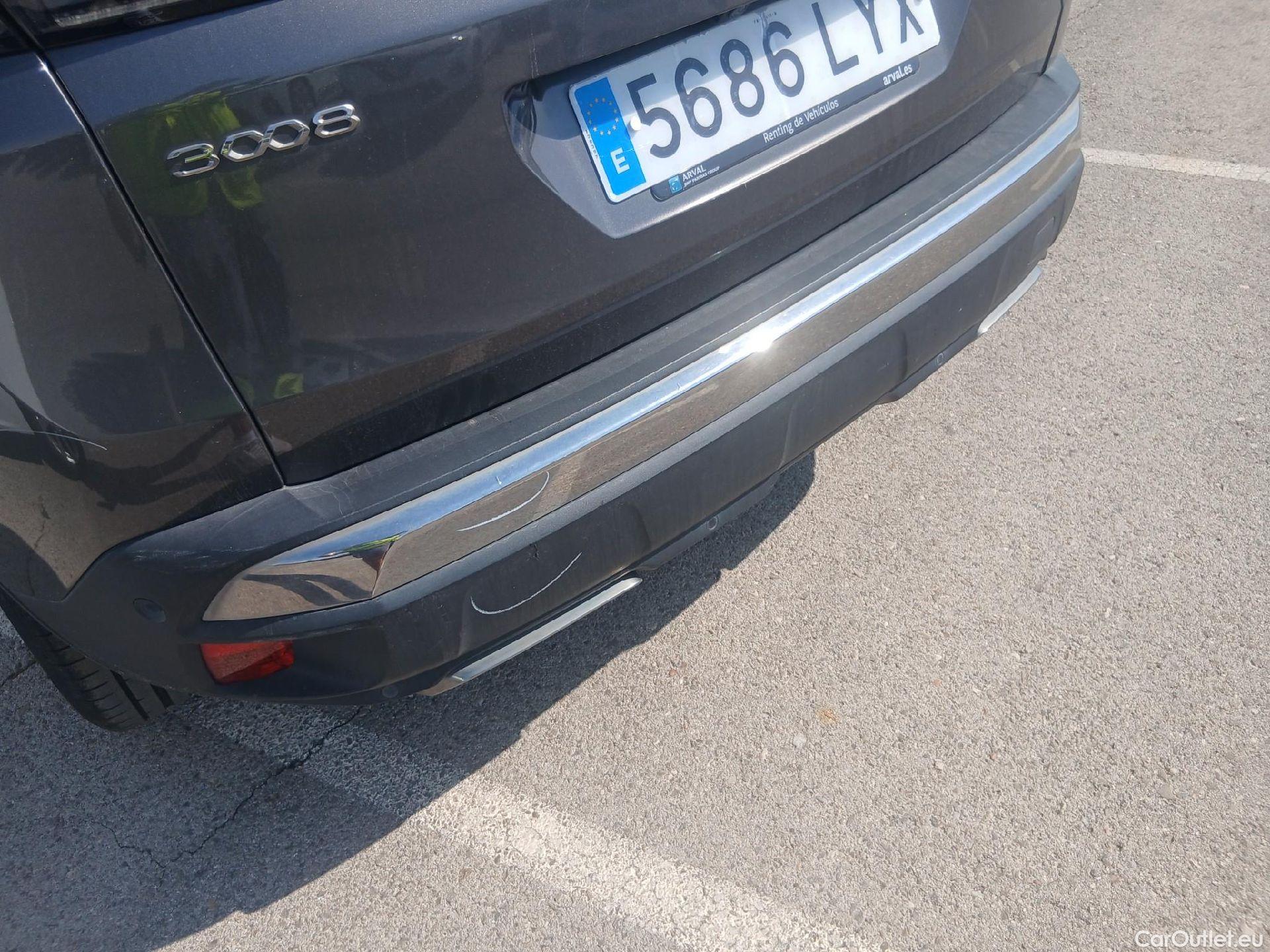  Peugeot  3008 PEUGEOT  / 2020 / 5P / todoterreno 1.5 BlueHDi 96kW S&S GT EAT8 #34