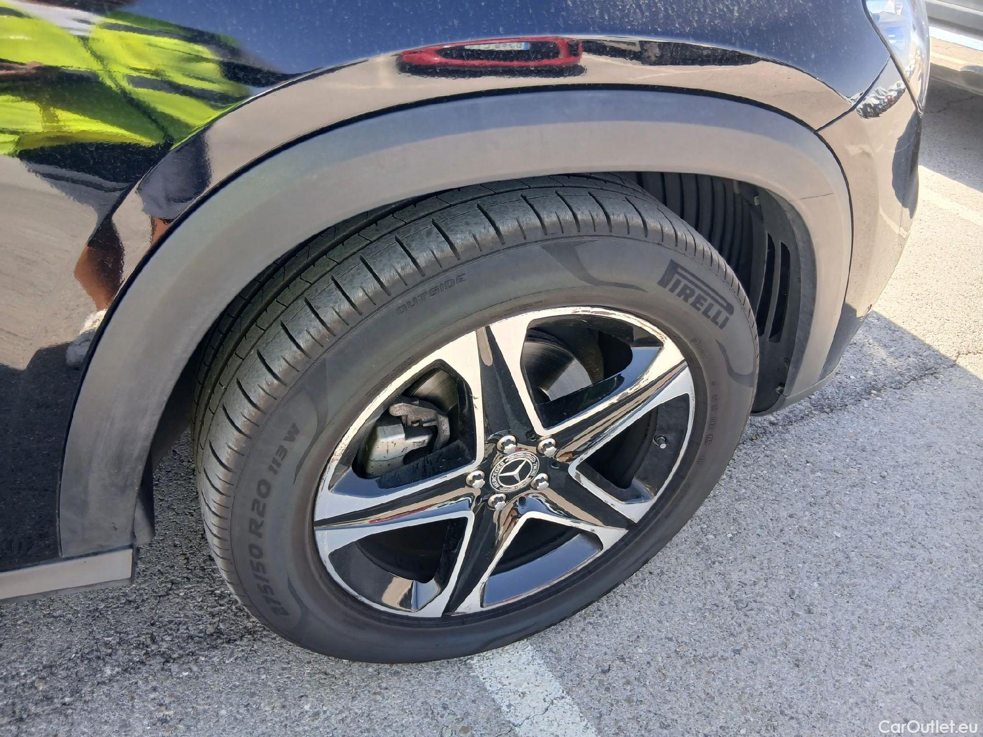  Mercedes  G-Klasee MERCEDES-BENZ GLE / 2018 / 5P / todoterreno GLE 300 d 4MATIC / 7 ASIENTOS #63