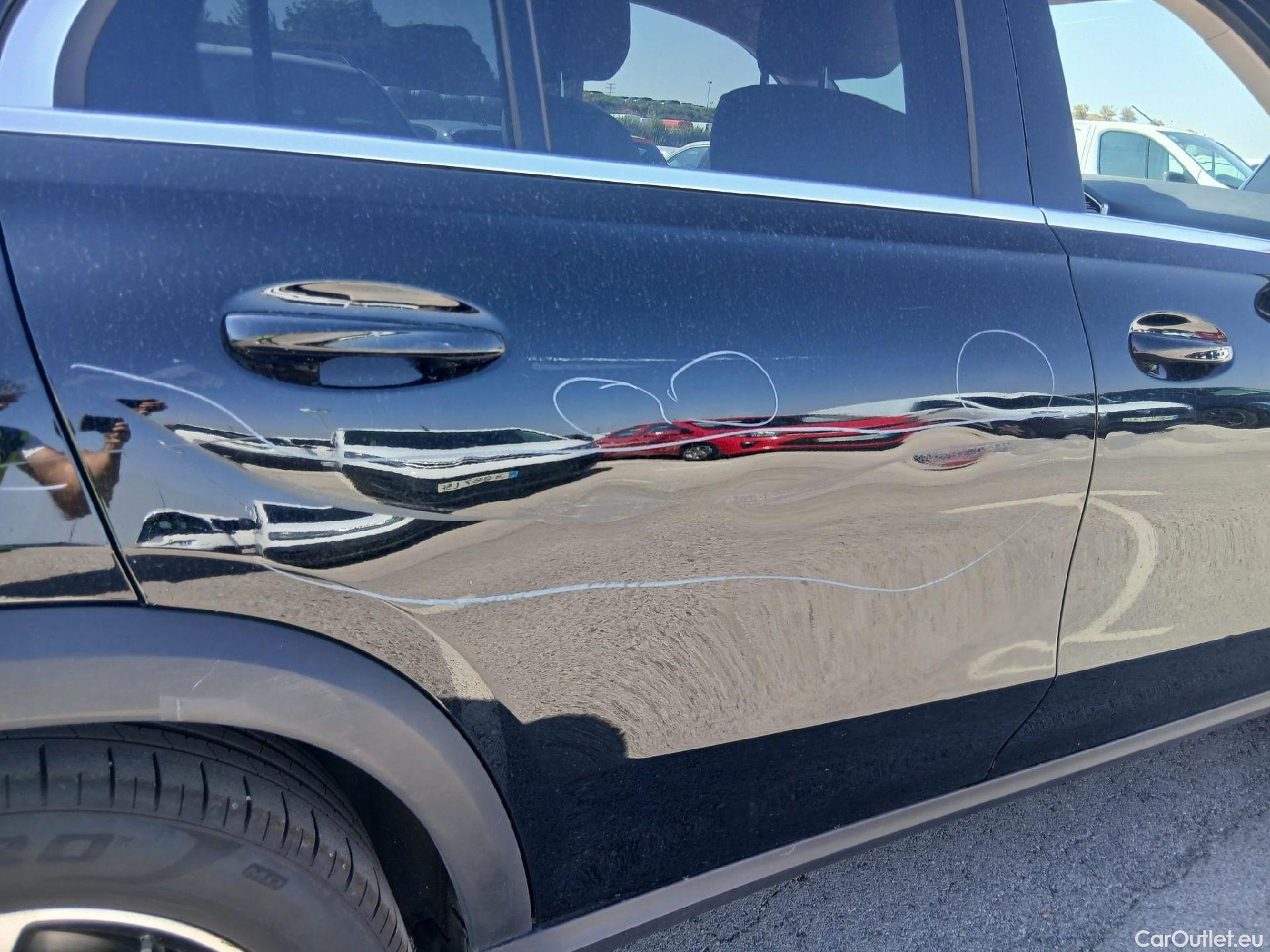  Mercedes  G-Klasee MERCEDES-BENZ GLE / 2018 / 5P / todoterreno GLE 300 d 4MATIC / 7 ASIENTOS #49