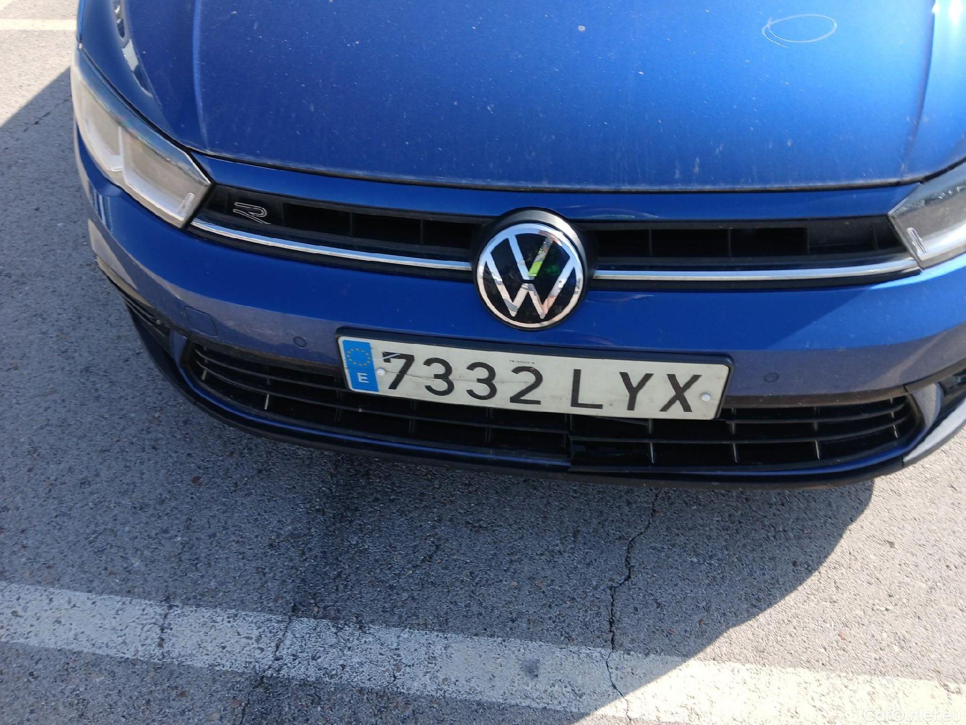  Volkswagen  Polo VOLKSWAGEN  / 2021 / 5P / berlina con portón R-Line 1.0 TSI 81kW (110CV) DSG #9