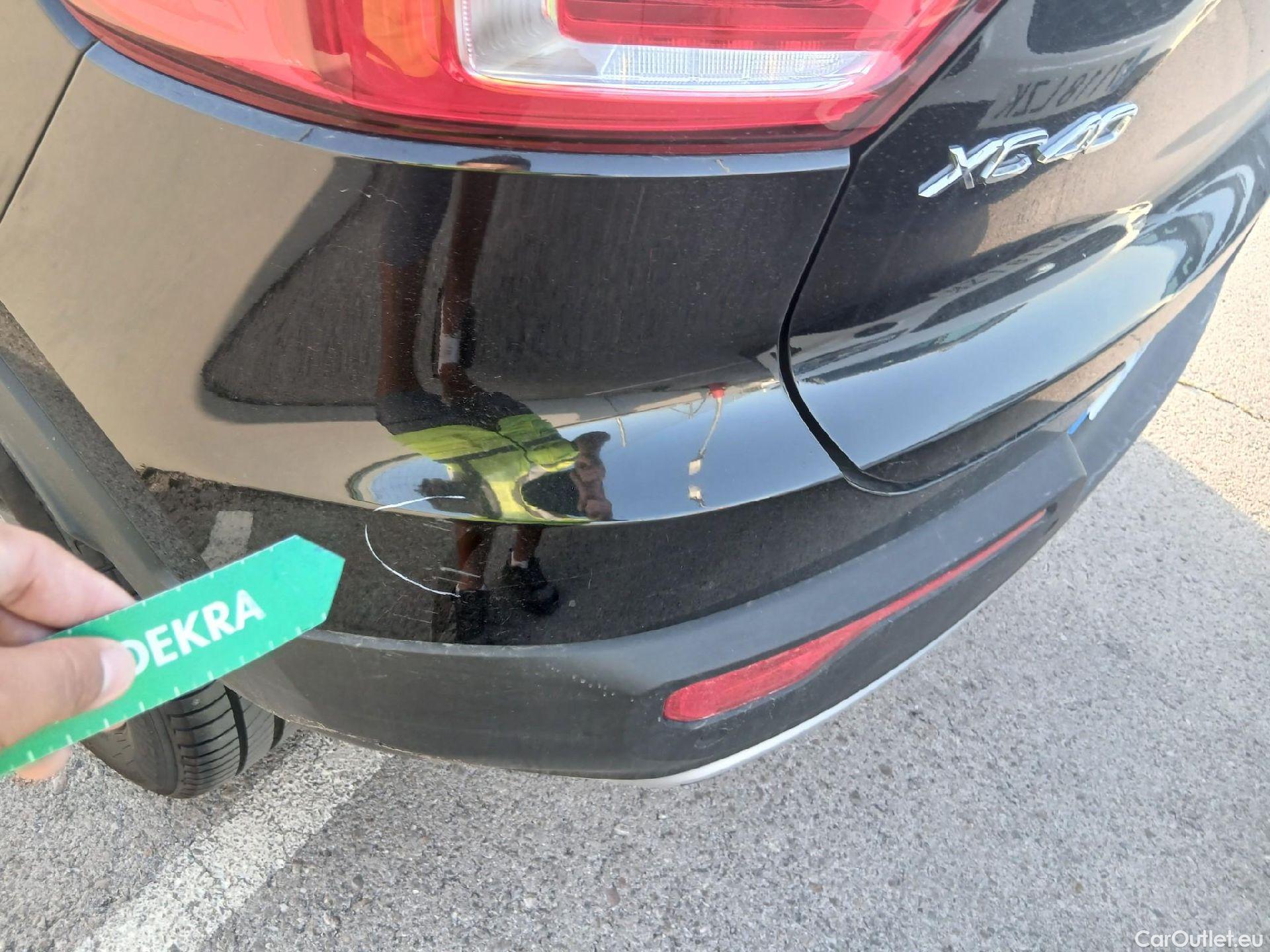  Volvo  XC 40 VOLVO XC40 / 2021 / 5P / todoterreno 1.5 T4 Recharge PHEV Core Auto #11