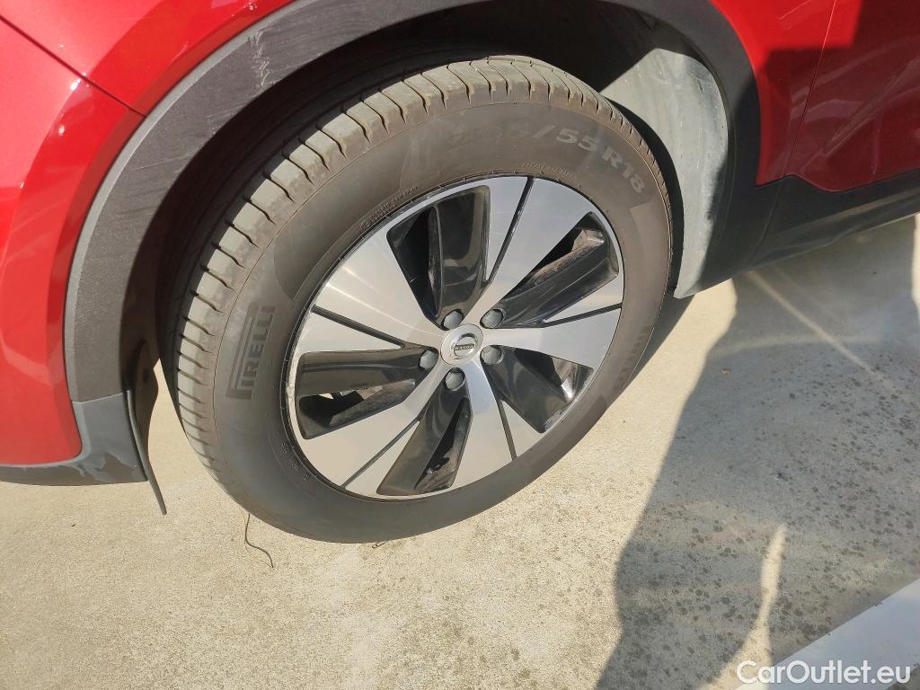  Volvo  XC 40 VOLVO XC40 / 2021 / 5P / todoterreno 2.0 B3 G Core Auto #3