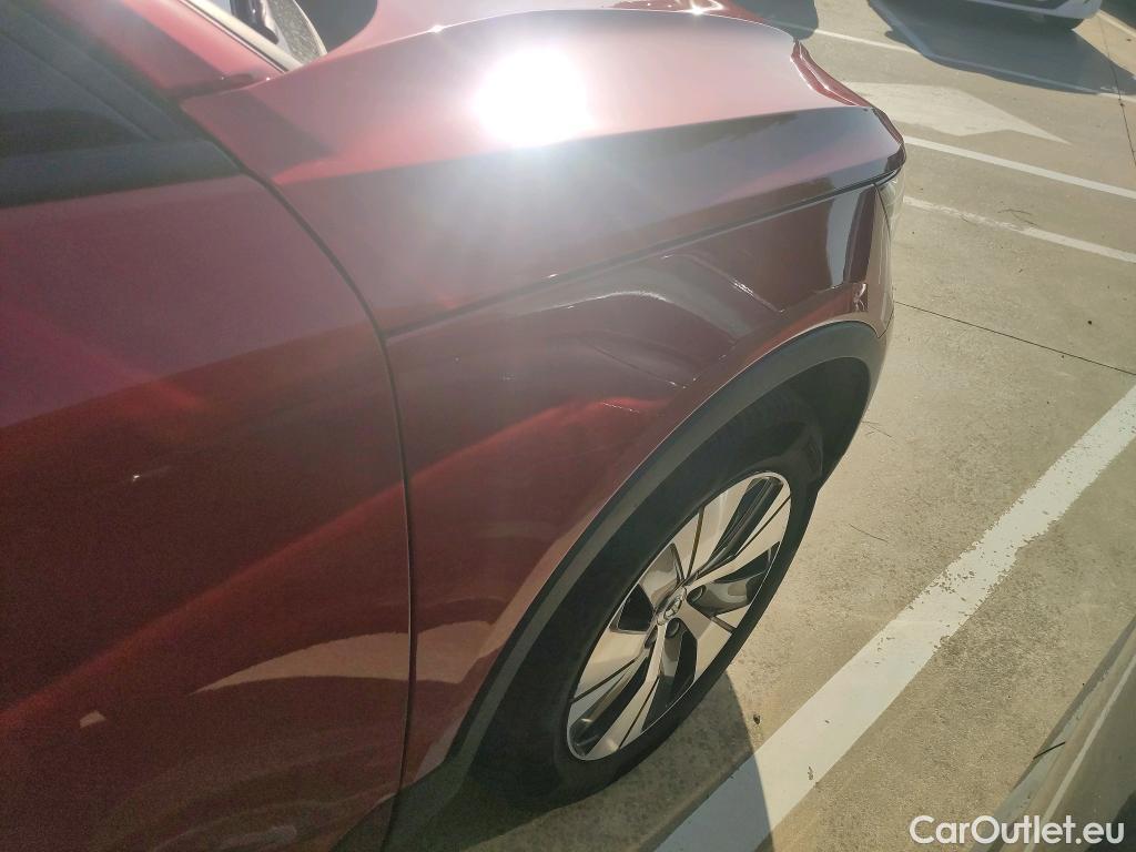  Volvo  XC 40 VOLVO XC40 / 2021 / 5P / todoterreno 2.0 B3 G Core Auto #21