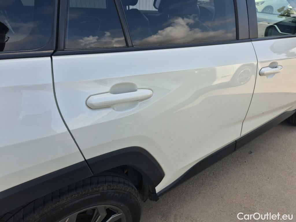  Toyota  RAV4 TOYOTA  / 2018 / 5P / todoterreno 2.5l 220H Advance #9