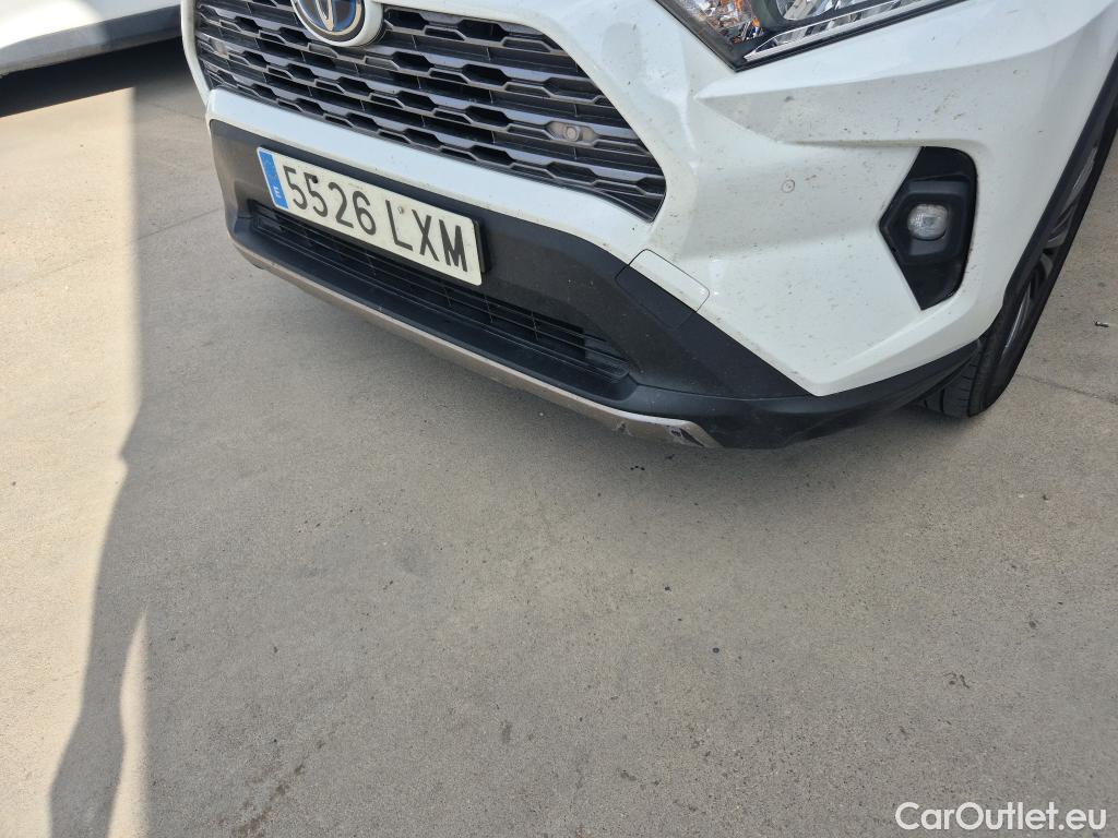  Toyota  RAV4 TOYOTA  / 2018 / 5P / todoterreno 2.5l 220H Advance #18