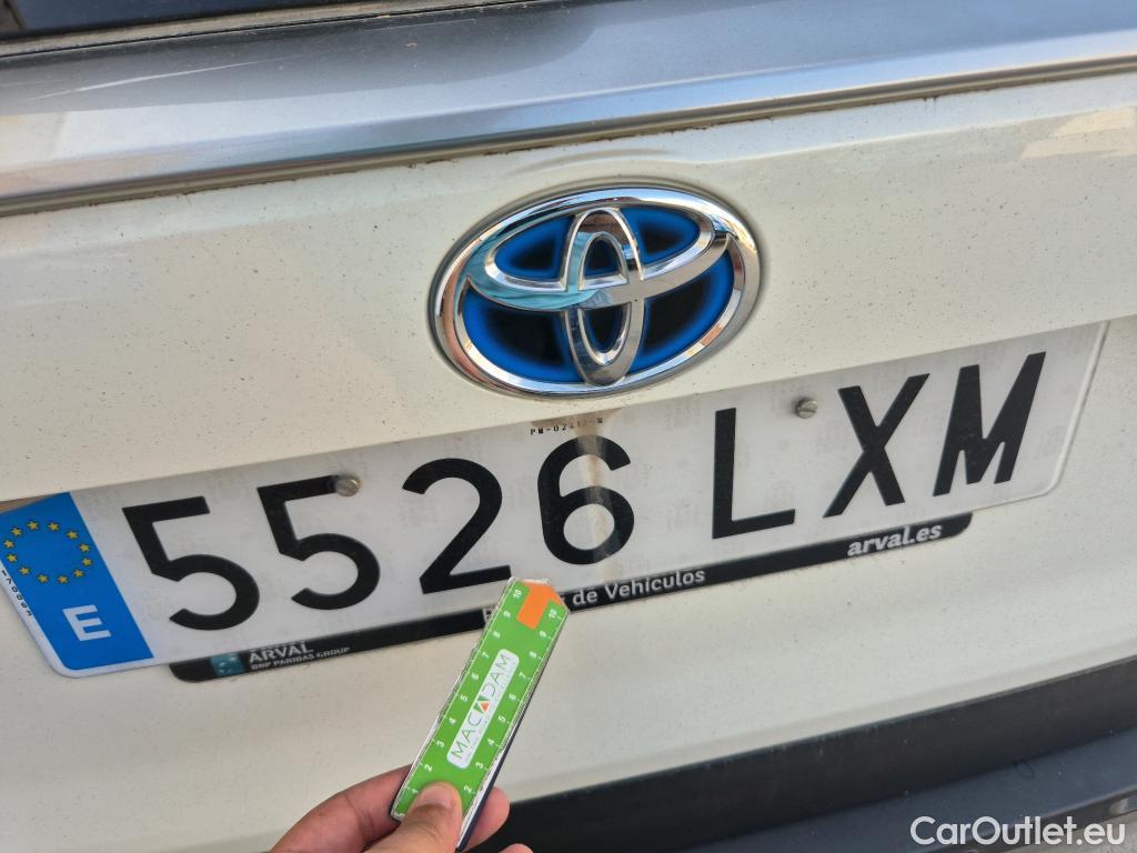  Toyota  RAV4 TOYOTA  / 2018 / 5P / todoterreno 2.5l 220H Advance #21
