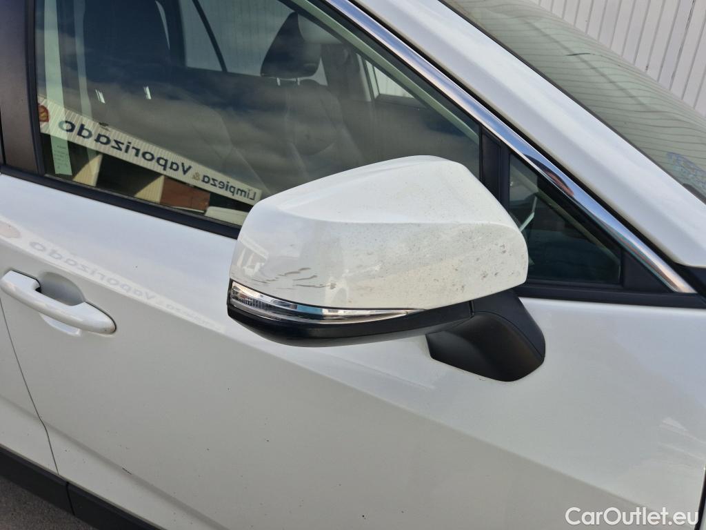  Toyota  RAV4 TOYOTA  / 2018 / 5P / todoterreno 2.5l 220H Advance #28