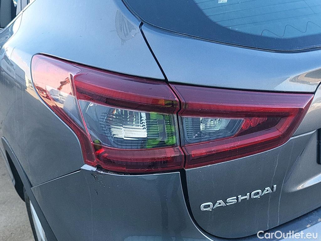 Nissan  Qashqai NISSAN  / 2017 / 5P / todoterreno DIG-T 103 kW (140 CV) E6D ACENTA #1